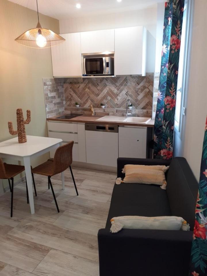Le Studio D'Auguste- Coeur De Nimes-Chaleureux-Emplacement Ideal Εξωτερικό φωτογραφία